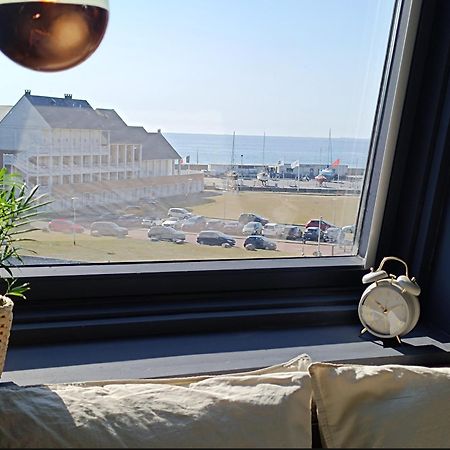 Studio Neuf Vue Mer Marina Довил Екстериор снимка
