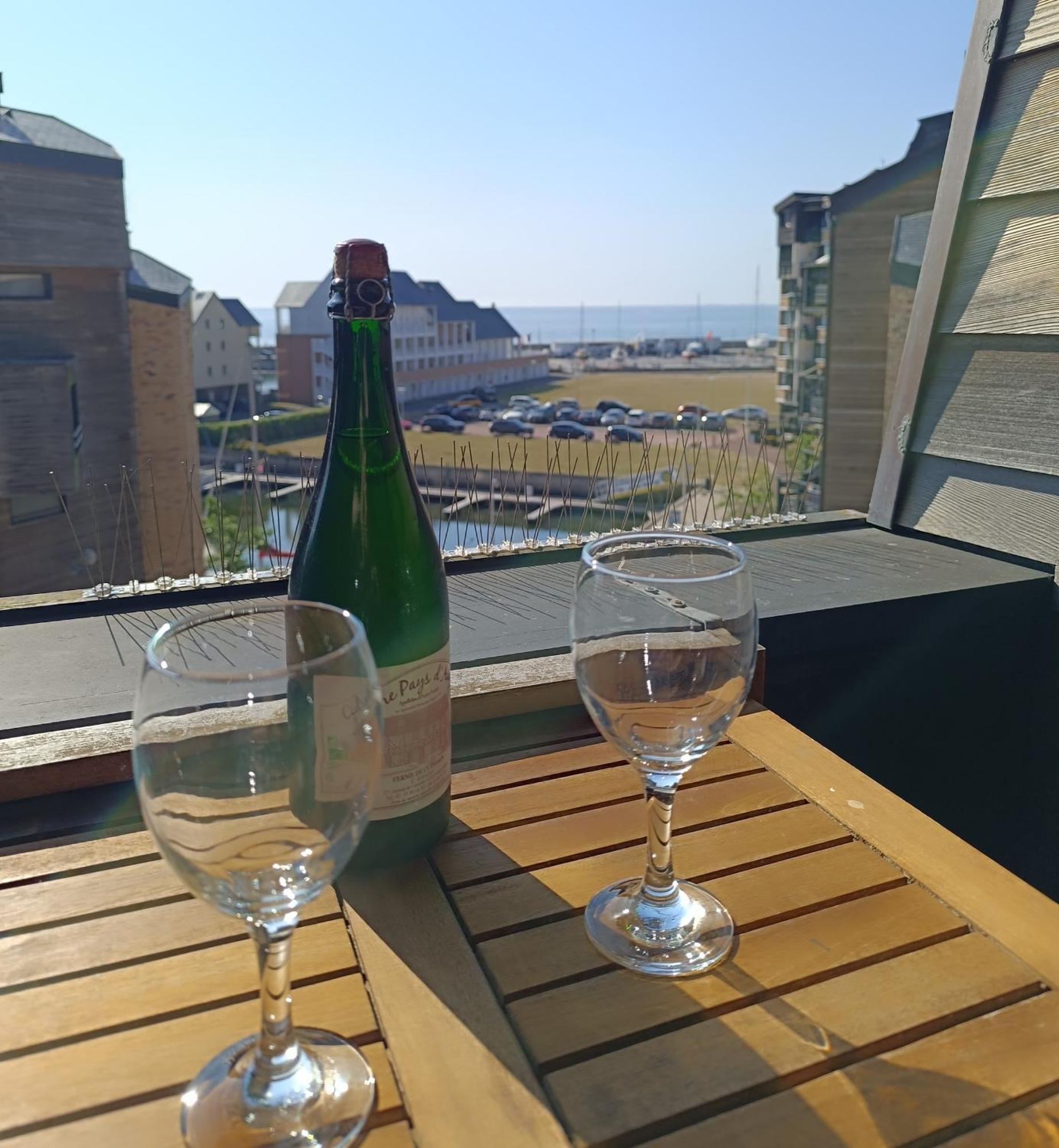 Studio Neuf Vue Mer Marina Довил Екстериор снимка